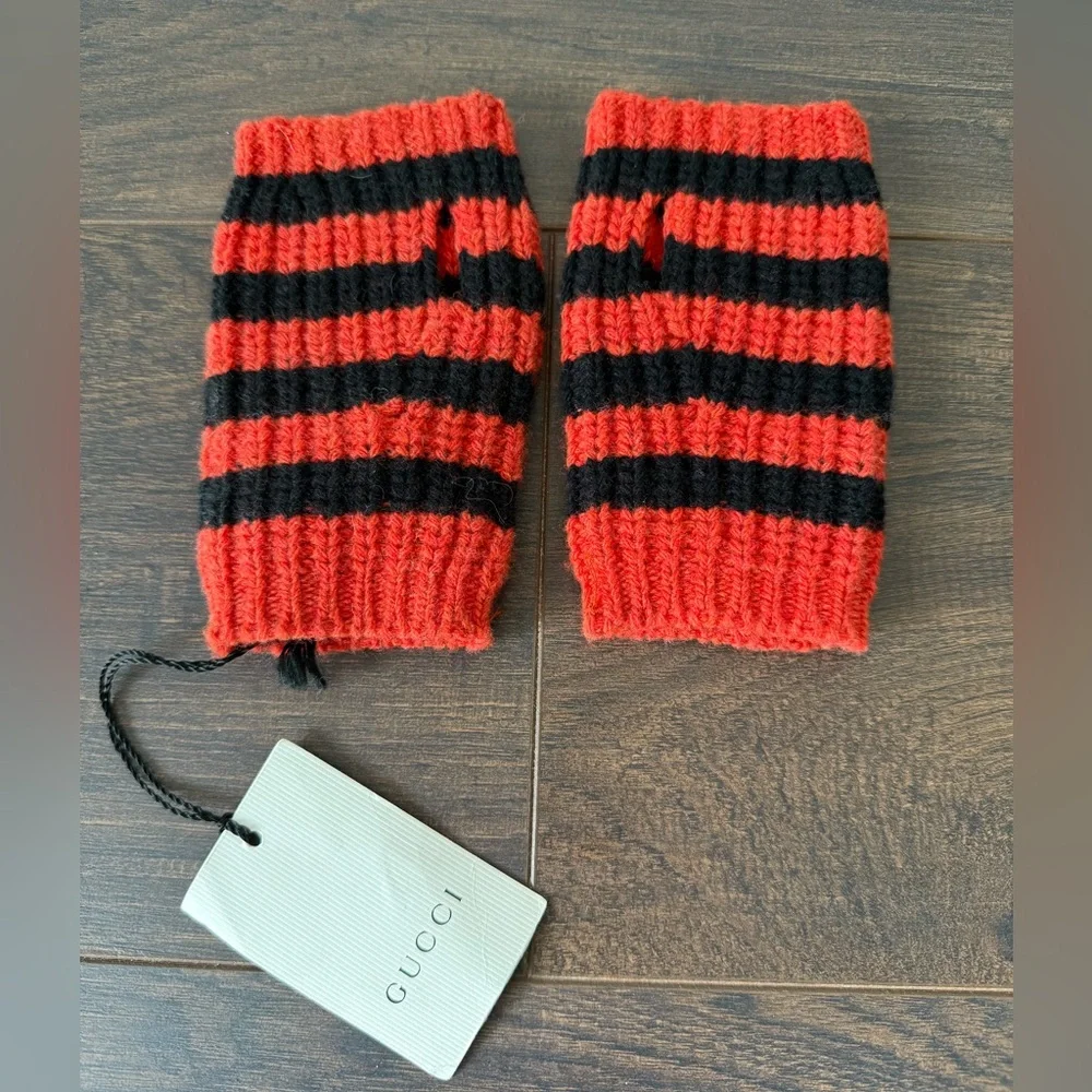Gucci Fingerless Gloves